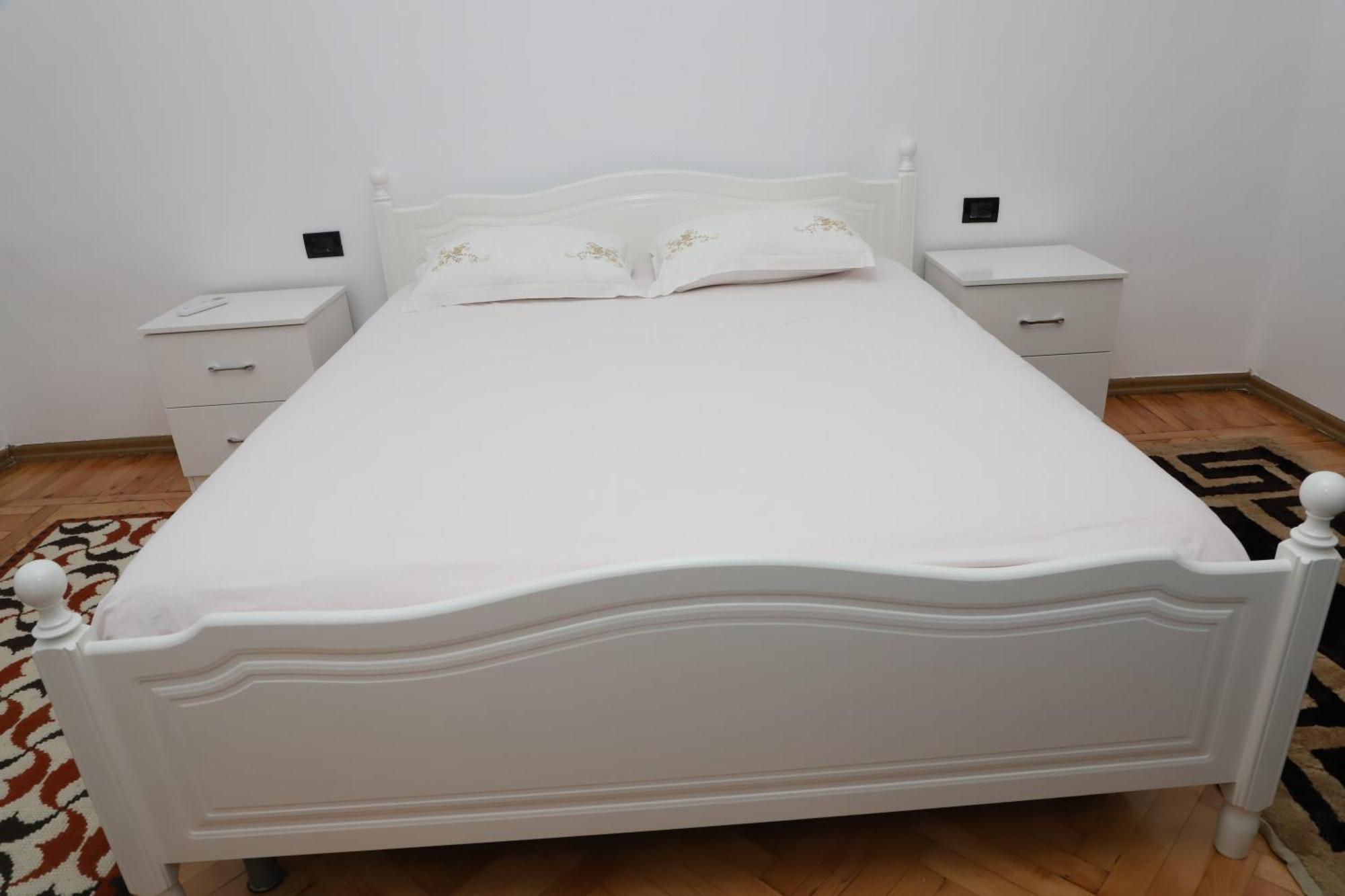 Apartment Eda City Center Берат Екстериор снимка