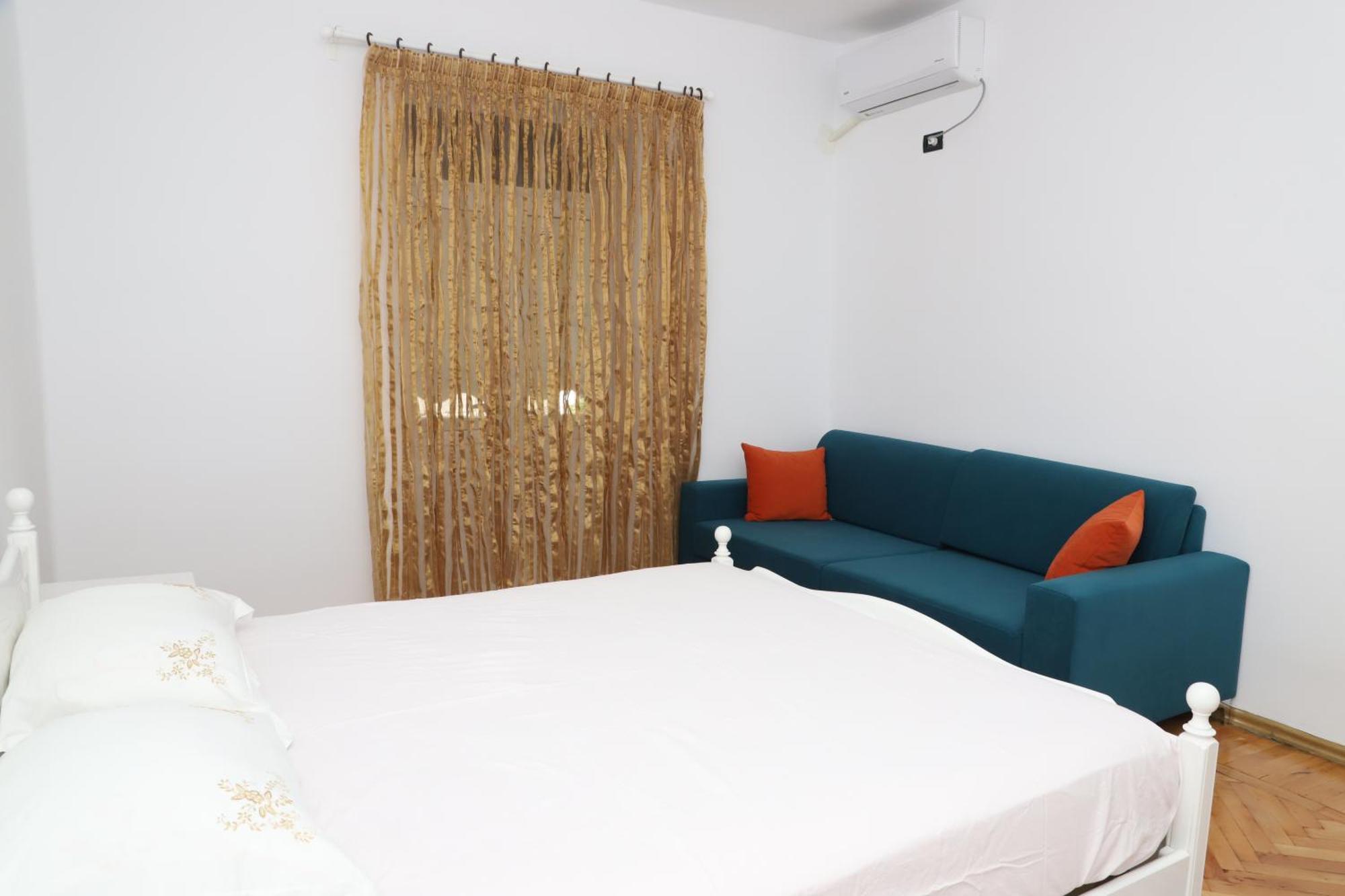 Apartment Eda City Center Берат Екстериор снимка